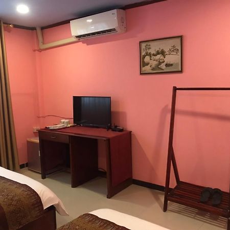 梦之南win酒店 Win Hotel Cafe & Spa Вьентьян Экстерьер фото