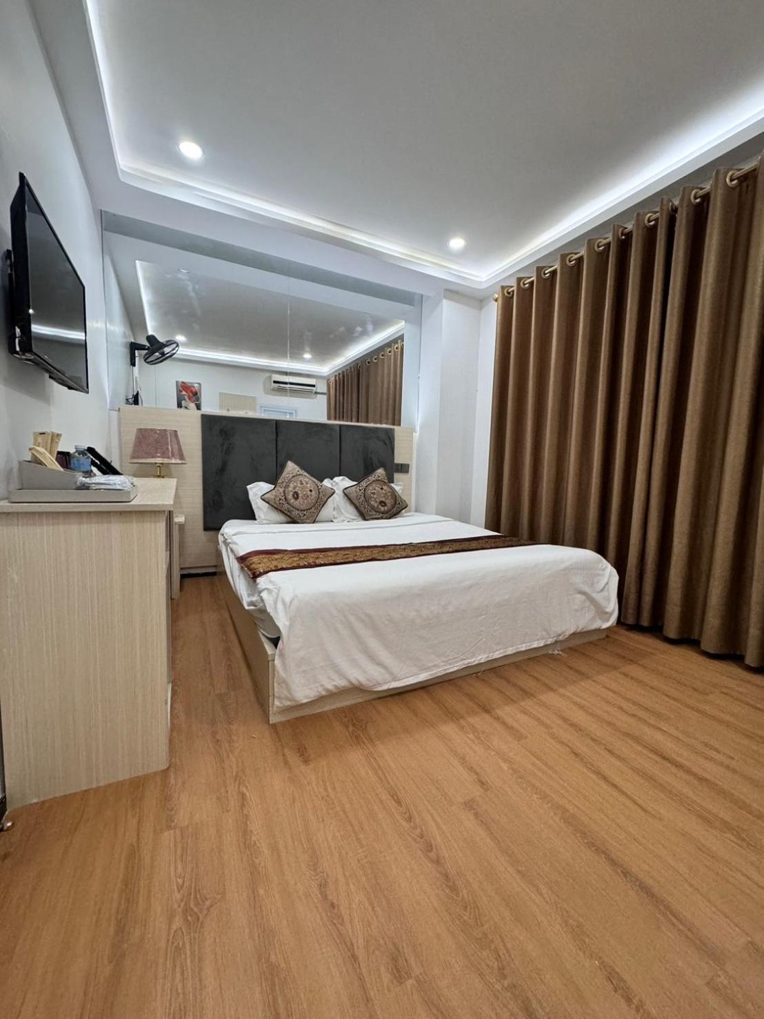 梦之南win酒店 Win Hotel Cafe & Spa Вьентьян Экстерьер фото