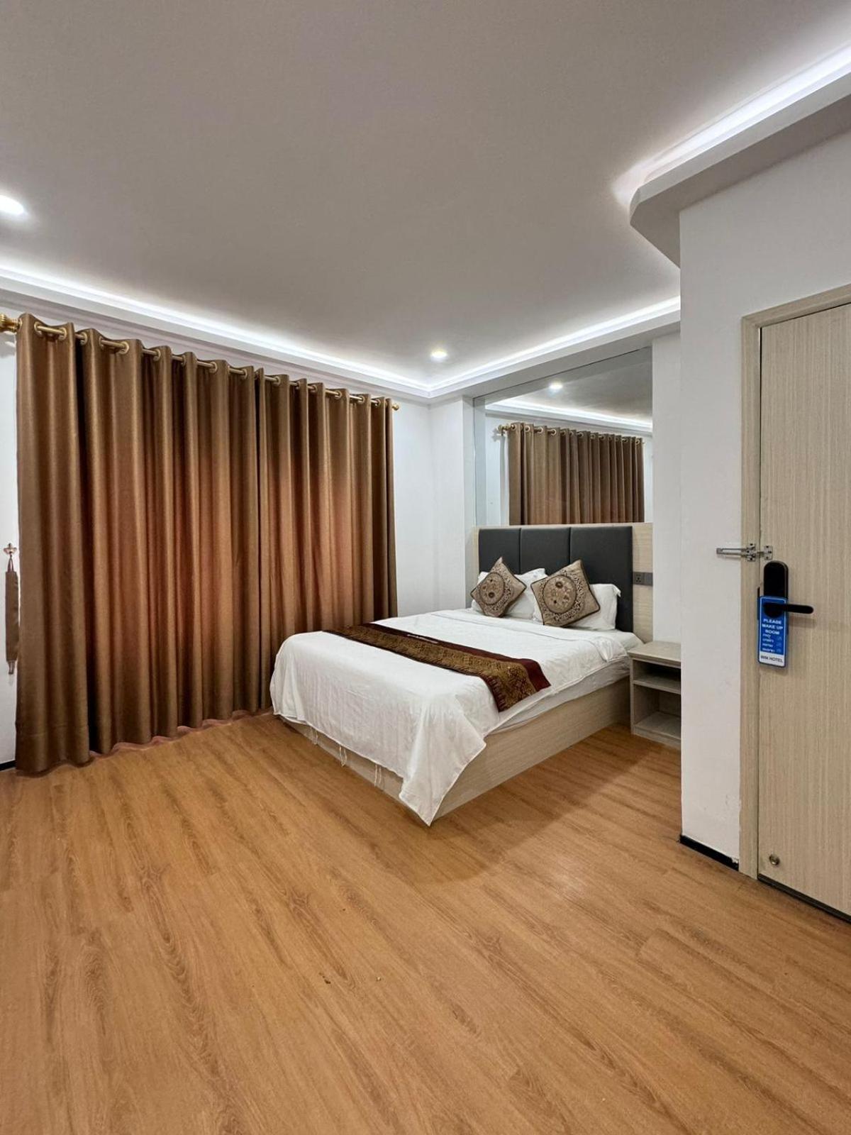 梦之南win酒店 Win Hotel Cafe & Spa Вьентьян Экстерьер фото