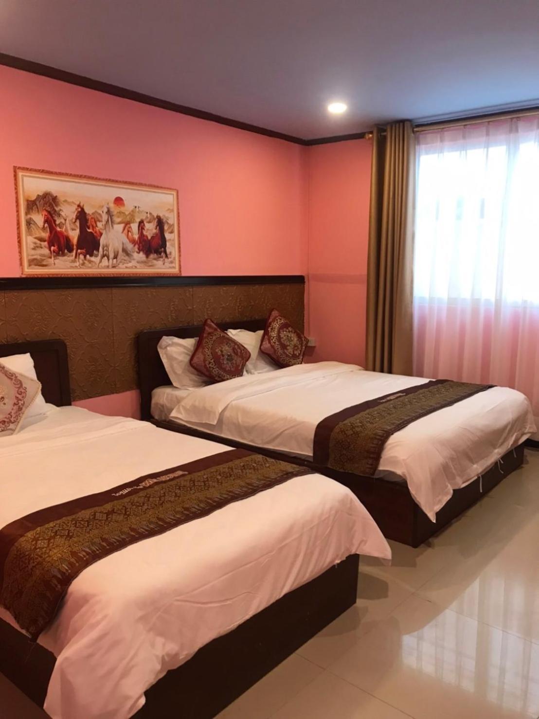 梦之南win酒店 Win Hotel Cafe & Spa Вьентьян Экстерьер фото