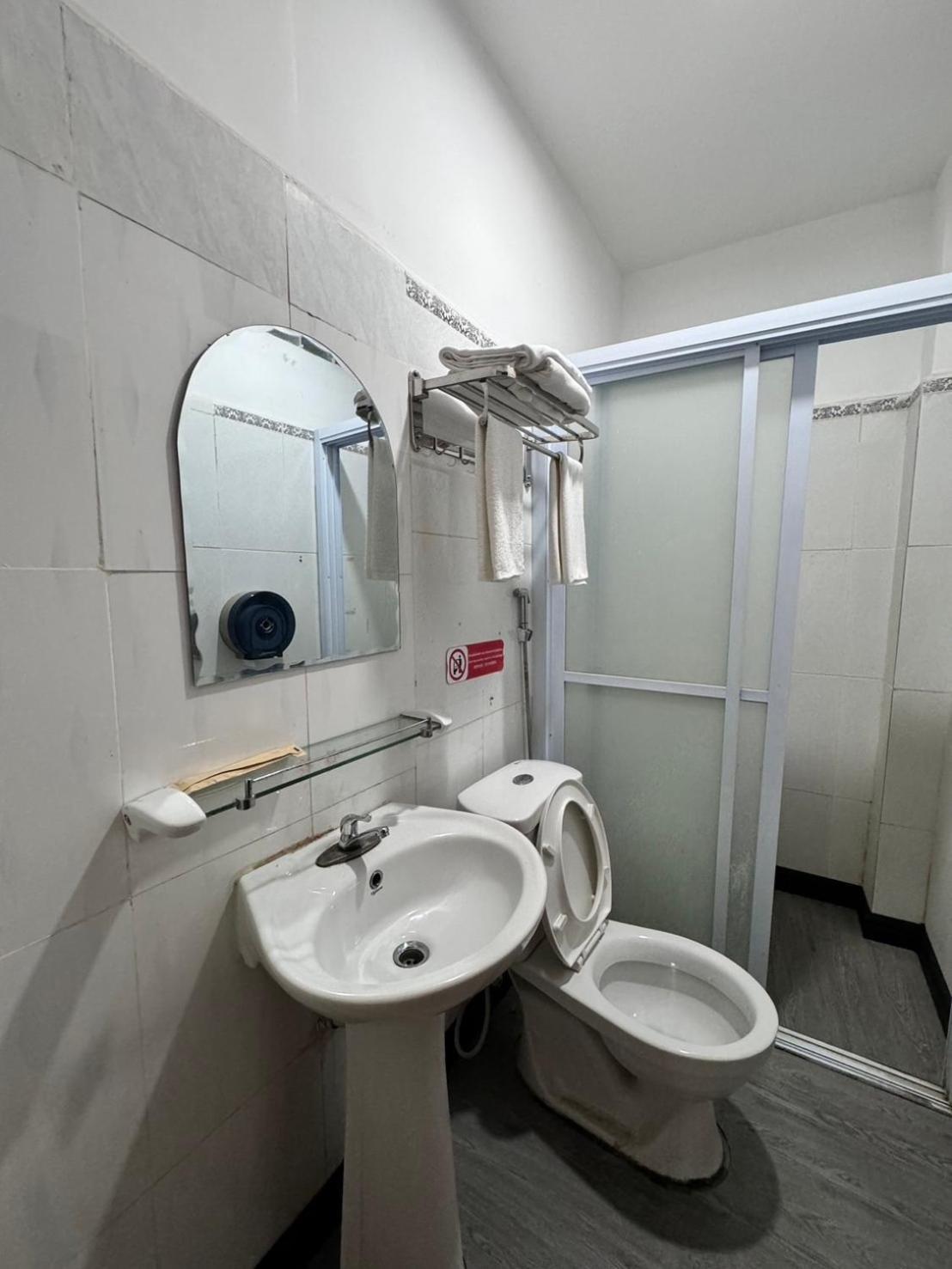梦之南win酒店 Win Hotel Cafe & Spa Вьентьян Экстерьер фото